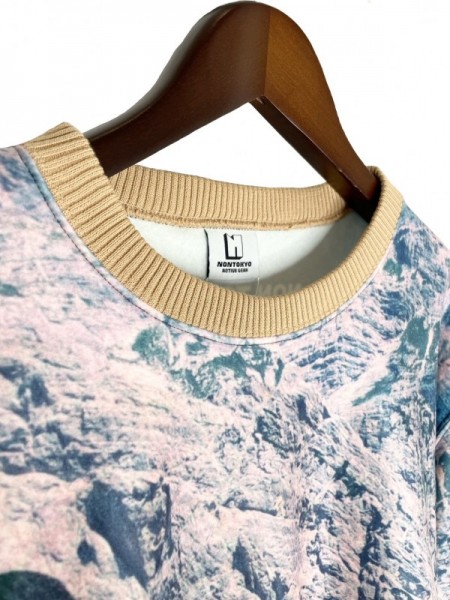 NON TOKYO(ノントーキョー) PRINT FLEECE PULLOVER TOP